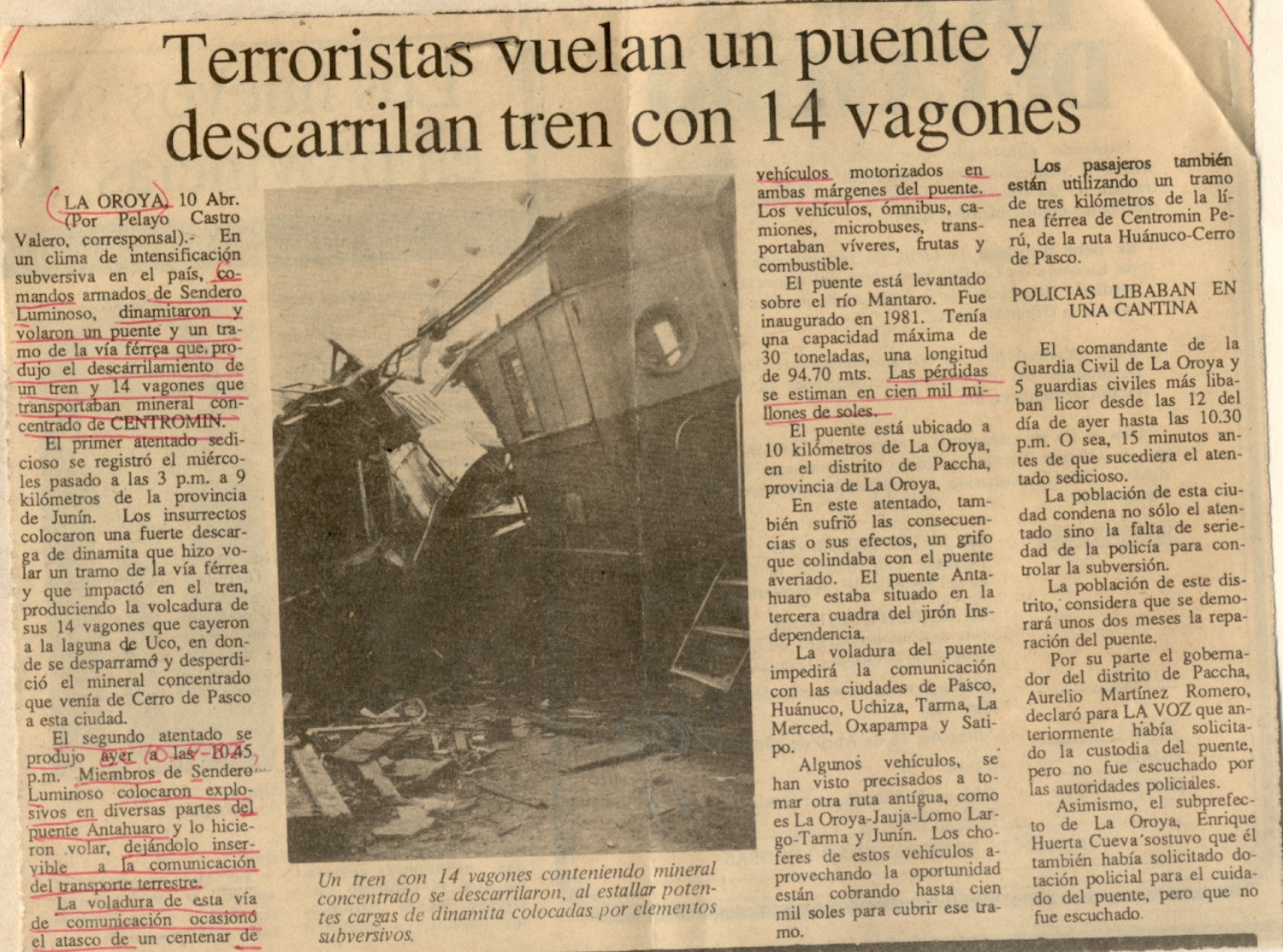 Terroristas vuelan un puente y descarrilan tren con 14 vagones