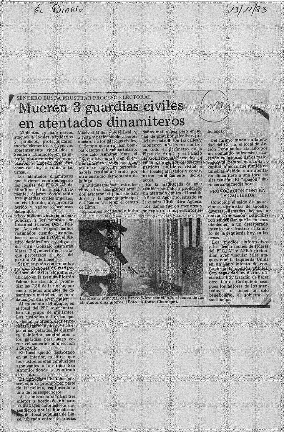 Mueren 3 guardias civiles en atentado dinamiteros