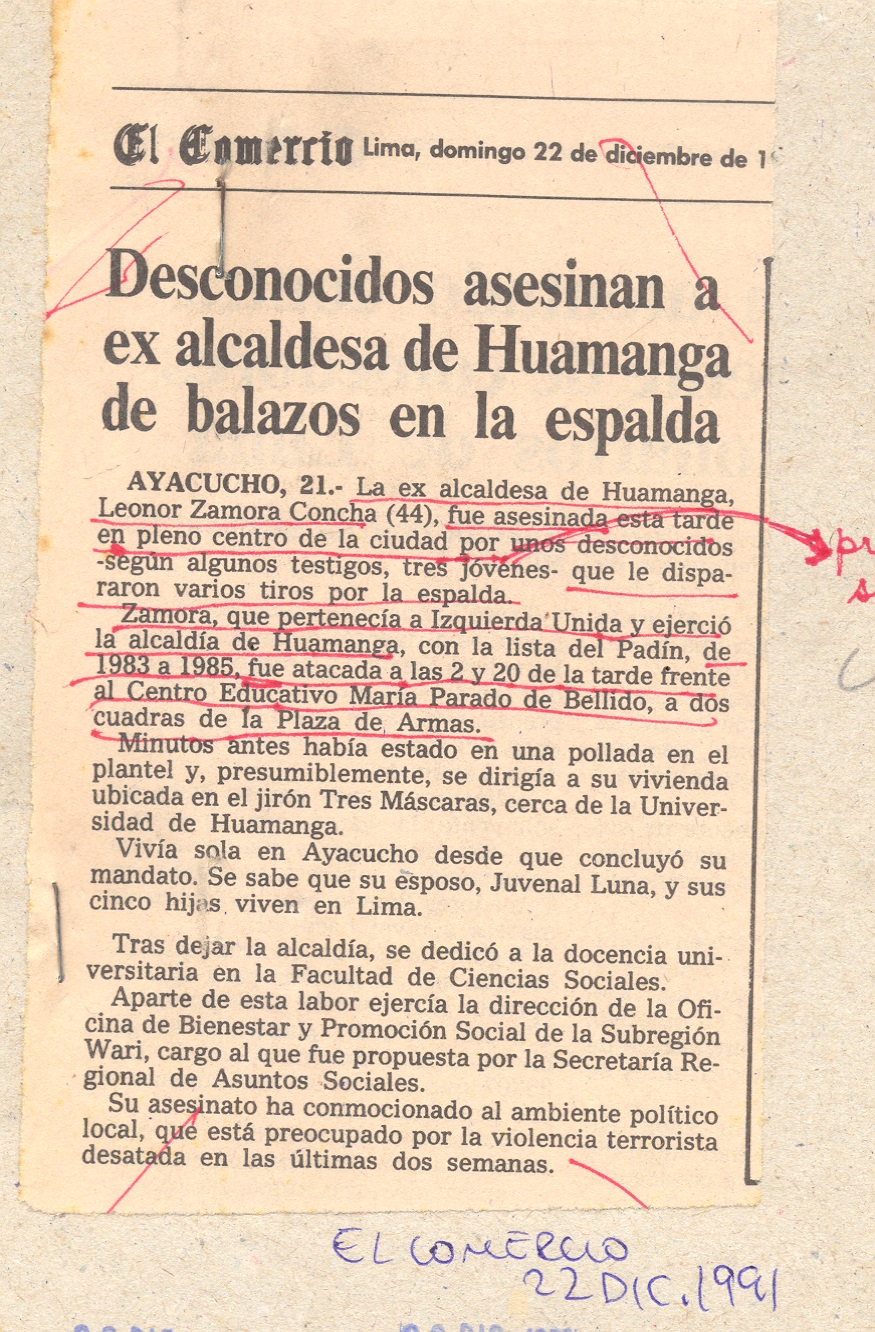 DESCONOCIDOS ASESINAN A EXALCALDESA DE HUAMANGA