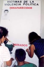 Reunión de los comisionados con familiares de víctimas en Huánuco