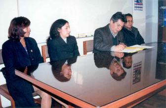 Firma de convenio entre la Comisión de la Verdad y Reconciliación y el Comité para la Defensa de los Humanos de Pasco
