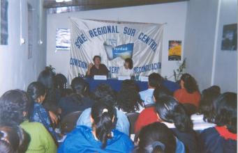 Conversatorio dirigido a voluntarios en Ayacucho