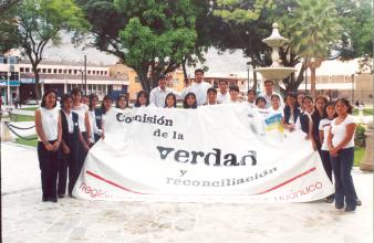 Desfile de voluntarios - Huánuco