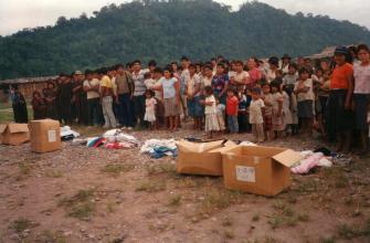 Donaciones son recibidas por la comunidad asháninka