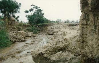 Fotografía de zonas erosionadas en Chincha (f. 01)