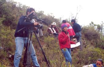 Llegada e investigación de los miembros de la Comisión de la Verdad y Reconciliación al distrito de Chuschi - Ayacucho