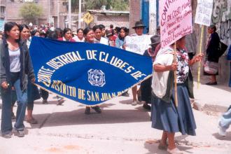 Paro en Huamanga de la Federación de Productores Agropecuarios del Valle de los ríos Apurímac y Ene (fepavrae)