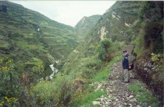 Recorrido e investigación de fosas en Chupaca - Junín