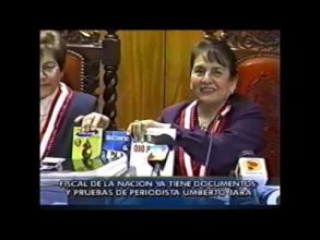 Embedded thumbnail for Fiscal Nelly Calderón mostró el documento y pruebas del periodista Umberto Jara respecto a la conversación con Martín Rivas sobre el accionar del Grupo Colina &gt; Videos