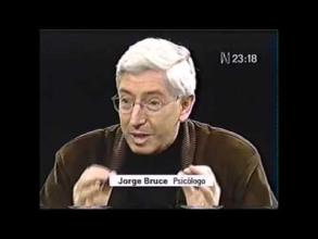 Embedded thumbnail for Evaluación de Jorge Bruce y Guillermo Nugent sobre los testimonios y el valor de la Comisión de la Verdad y Reconciliación &gt; Videos