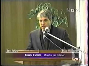 Embedded thumbnail for Gino Costa declara en ceremonia de indemnización a víctimas del atentado al centro comercial El Polo &gt; Videos