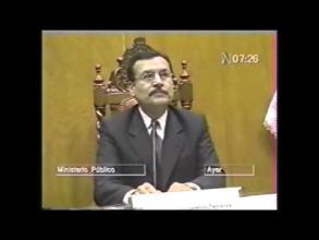 Embedded thumbnail for Fiscal Felipe Villavicencio deja la investigación de los penales por ser testigo &gt; Videos