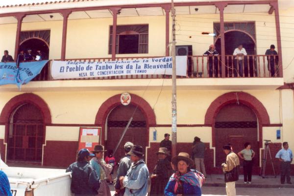 Reunión de los comisionados con pobladores de Tambo - Huancayo