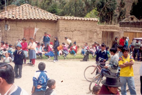 Reunión de los Comisionados con el Frente de Defensa de Tayacaja y con pobladores de Pampas - Junín