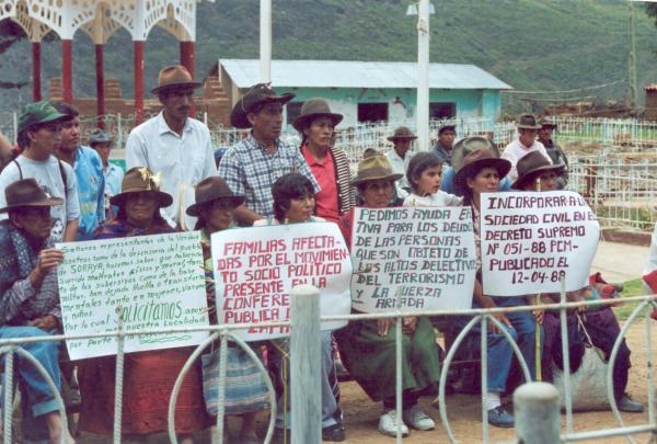 Reunión con autoridades locales y pobladores de Capaya - Apurímac