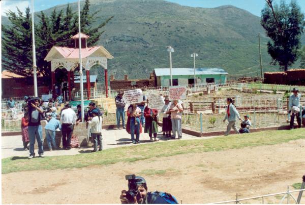 Visita a fosas clandestinas en Capaya - Apurímac