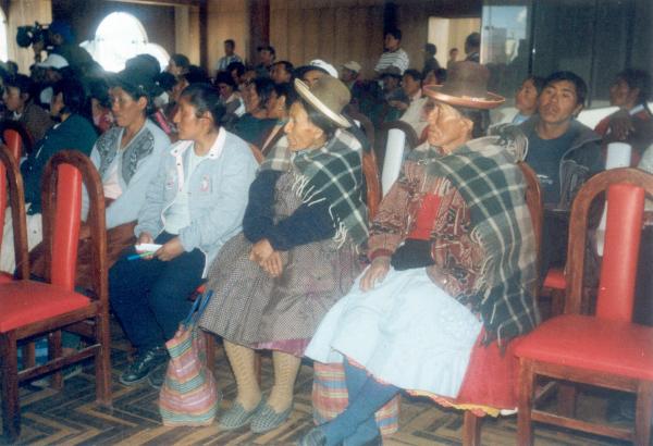 Conferencia pública de comisionados - Salón consistorial de la Municipalidad de Azángaro