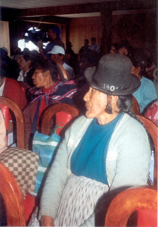 Conferencia pública de comisionados - Salón consistorial de la Municipalidad de Azángaro