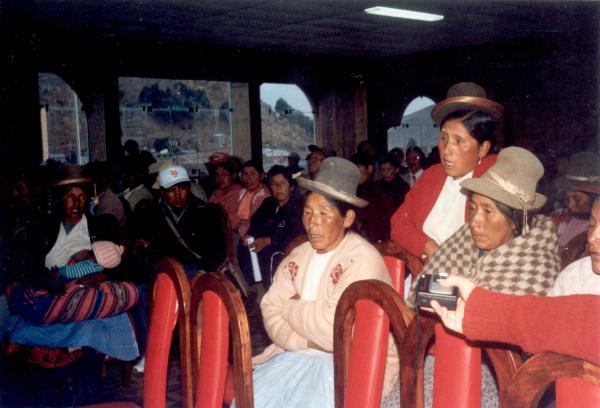 Conferencia pública de comisionados - Salón consistorial de la Municipalidad de Azángaro