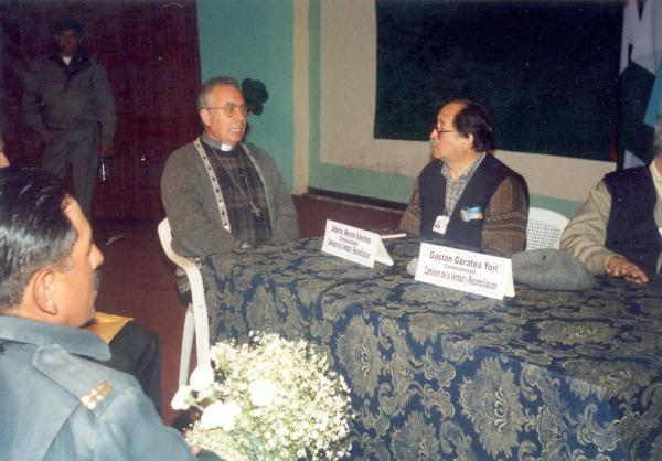 Reunión con autoridades locales de Ayaviri - Puno