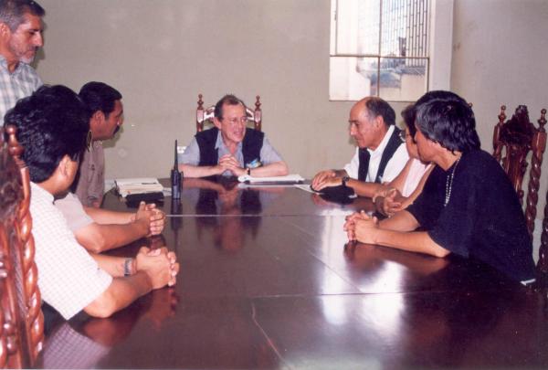 Reunión de los comisionados con autoridades locales de Huánuco