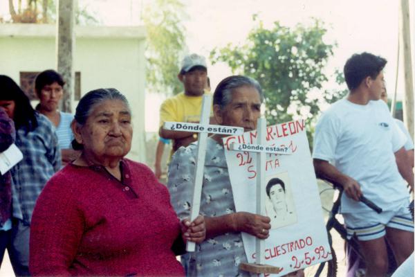 Reunión de los comisionados con autoridades locales, eclesiásticas y pobladores de Santa