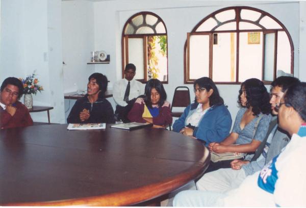 Reunión de los comisionados con autoridades locales y estudiantes de Ancash