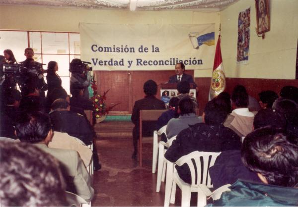 Inauguración de la sede zonal de la Comisión de la Verdad y Reconciliación de Huancavelica