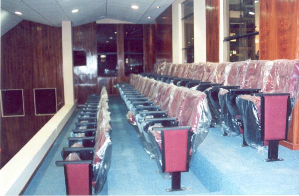 Inspección del local para la Audiencia Pública en Huancavelica