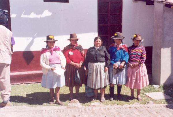 Develamiento de Placa Recordatoria en Abancay