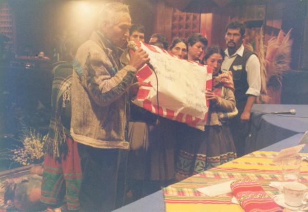 Entrega de carta colectiva en Cusco