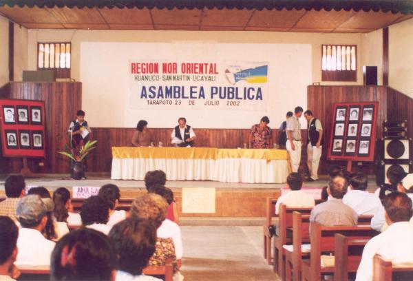 Desarrollo de asamblea pública en Tarapoto
