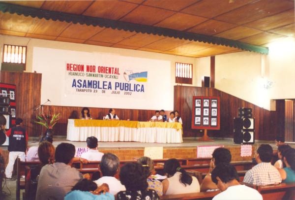 Desarrollo de asamblea pública en Tarapoto