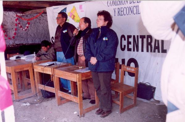 Clausura de la asamblea pública de Chungui- Ayacucho