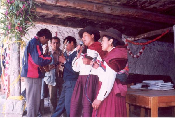 Clausura de la asamblea pública de Chungui- Ayacucho