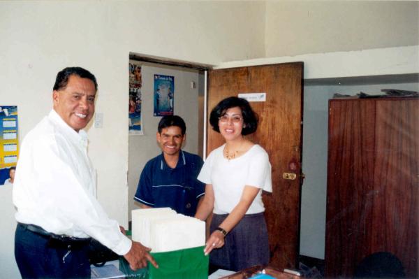 Entrega de relatos de la Comisión de Derechos Humanos (Comisedh) - Huamanga