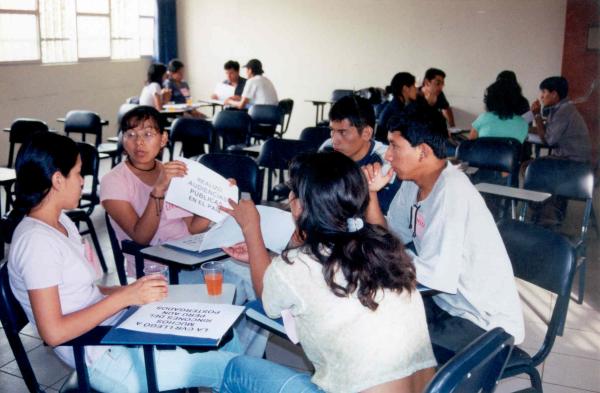 Taller de voluntarios en Callao