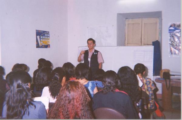 Taller de capacitación a voluntarios en Ayacucho