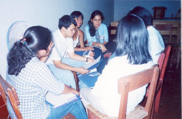 Taller de salud mental dirigido a voluntarios - Huánuco