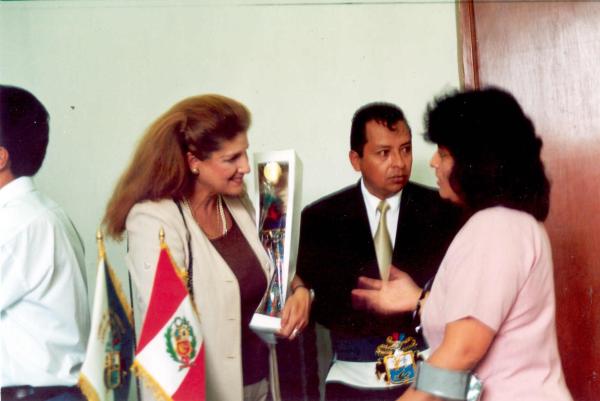 Conferencia de prensa del embajador de Gran Bretaña en Huánuco