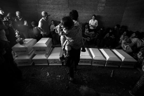 Entrega de los restos de las víctimas de la Masacre de Aranhuay