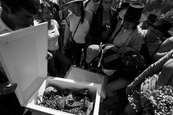 Entrega de los restos de las víctimas de la Masacre de Aranhuay