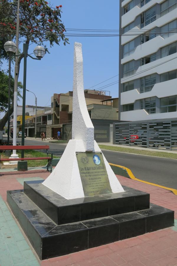 14. Monumento al Crnl. Juan Valer Sandoval