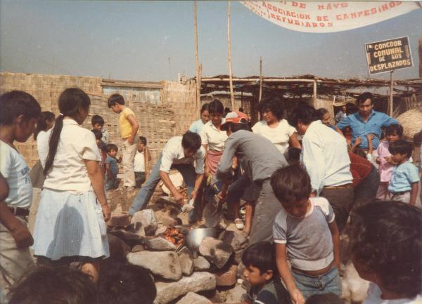 Actividades organizadas por los desplazados en Huaycán