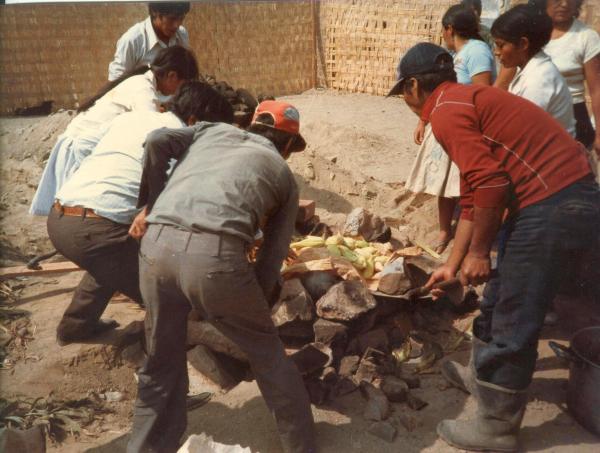 Actividades organizadas por los desplazados en Huaycán