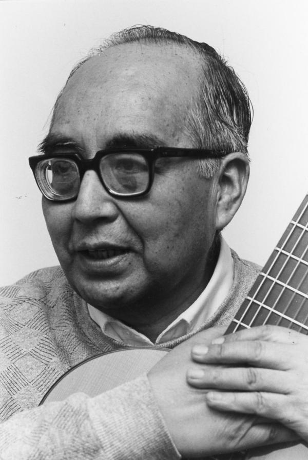 クラシック Repu Leyendas Raul Garcia Zarate Amazon.co.jp: Raúl García Zárate - Guitarra : Raúl García