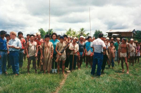 Población asháninka refugiada en la comunidad de Poyeni