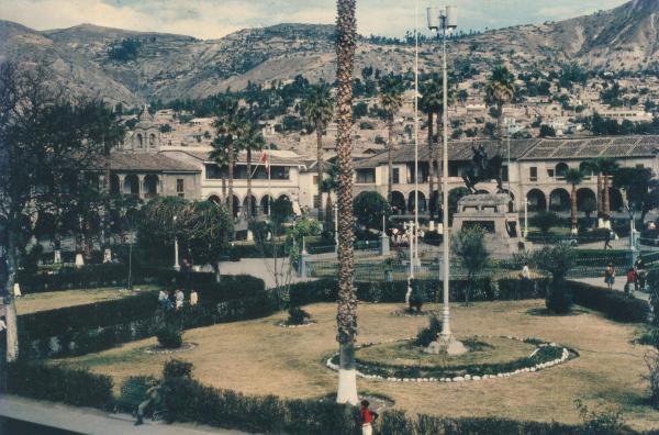 La plaza de armas de Ayacucho (1985)