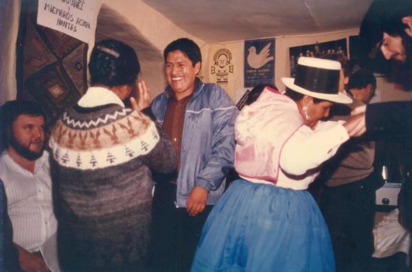 Reunión entre miembros del Anfasep y miembros del grupo de solidaridad con el Perú