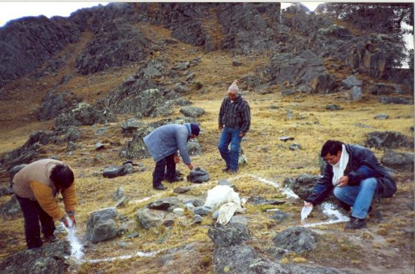 Localización de la fosa Aricoma en la provincia de Carabaya - Puno
